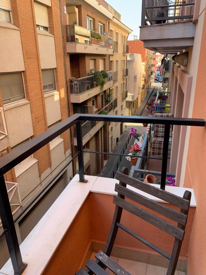 Estudio Port Serrallo Tarragona Buitenkant foto