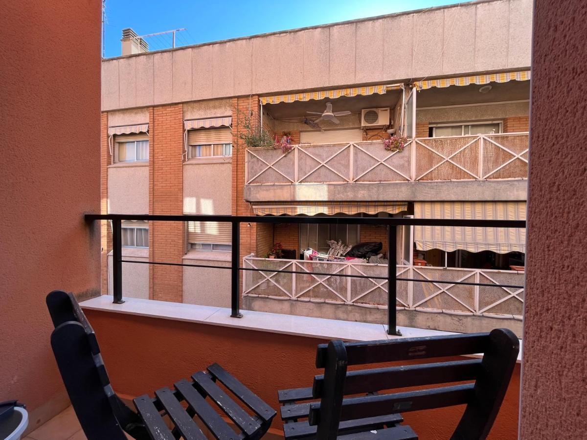 Estudio Port Serrallo Tarragona Buitenkant foto